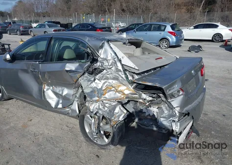 2010 Acura Tsx 2.4 z USA, uszkodzony, nr VIN JH4CU2F67AC013478